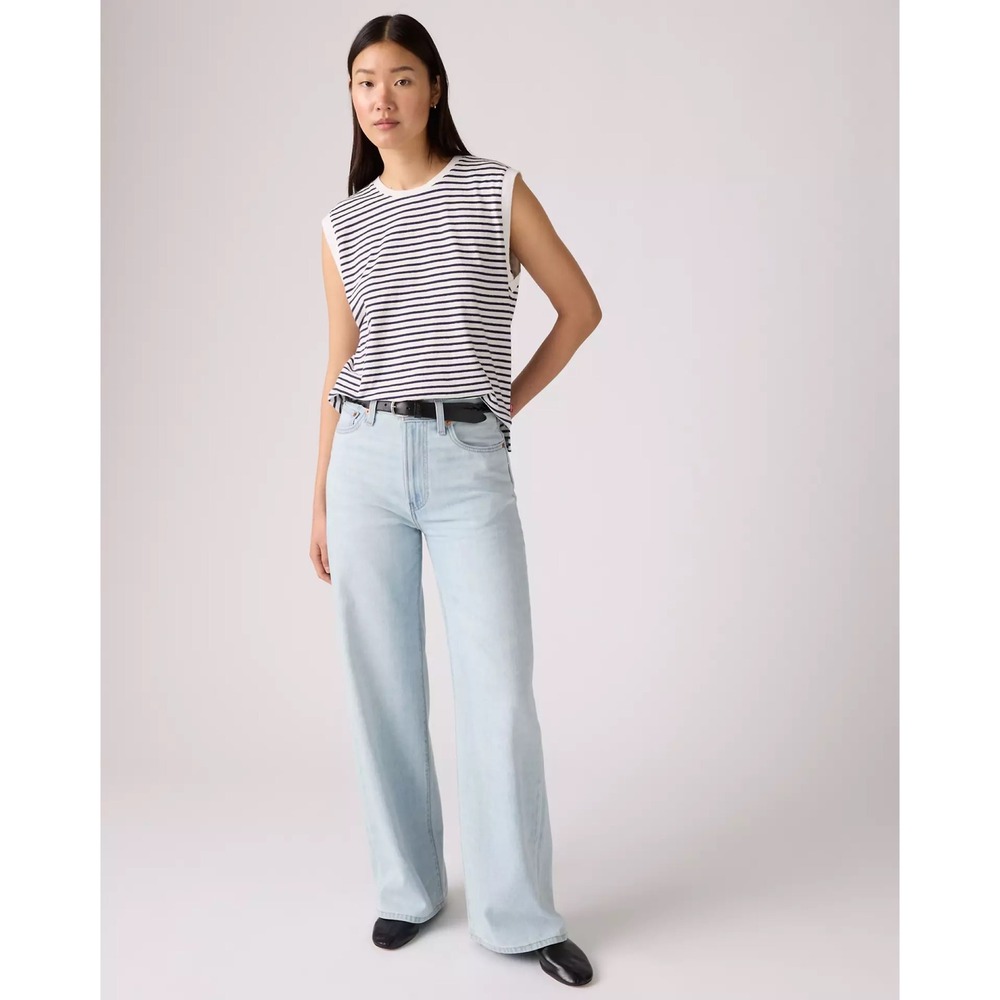 NWT Levis Premium Ribcage Wide Leg Jeans Light Wash Linen Denim A6081-0038 31x32